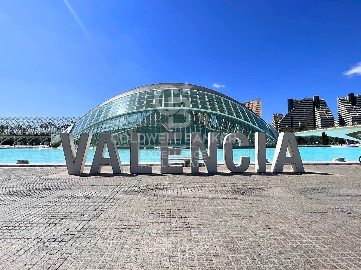 Tu nuevo hogar junto a los jardines del Túria y el centro histórico de Valencia.