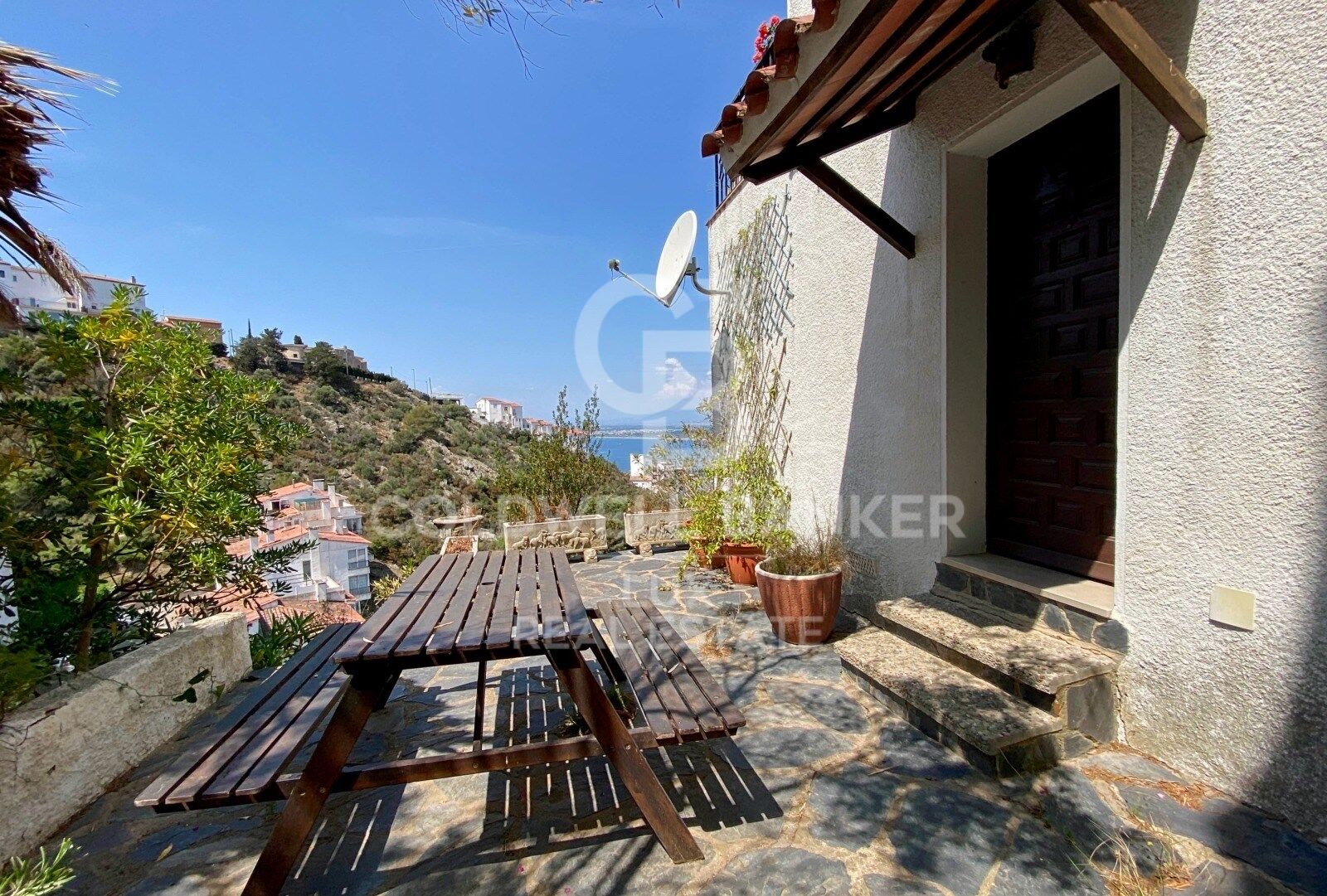 Propiedad con licencia turística y vistas al mar