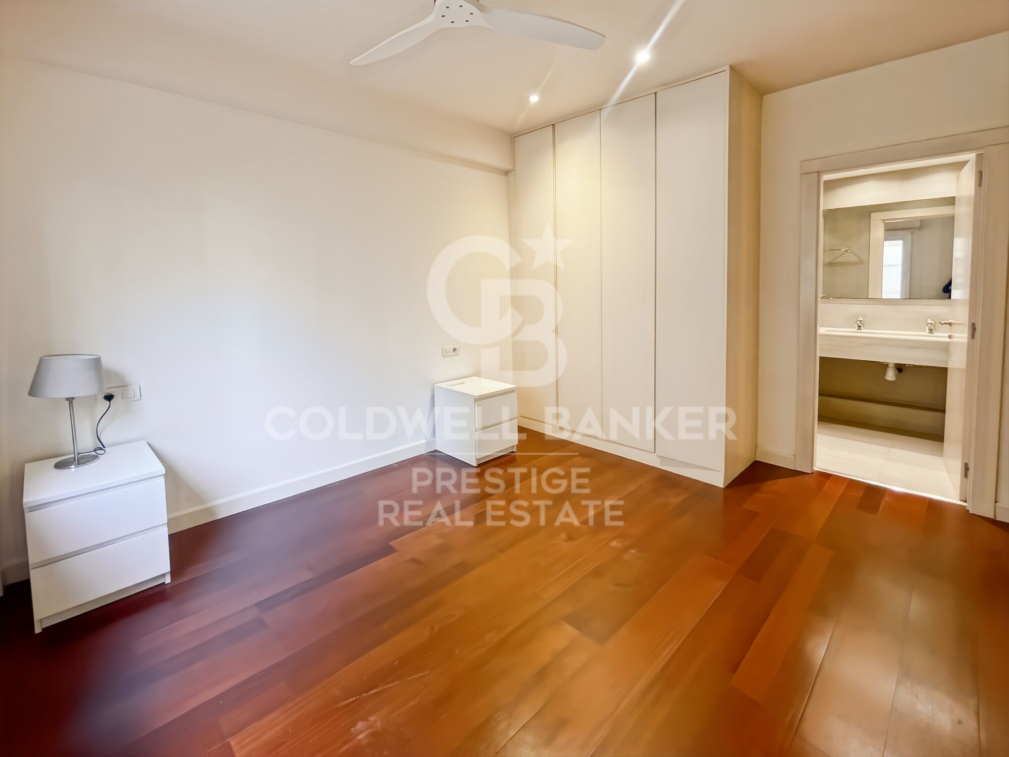 Piso con terraza de 75 m² en Avenida Sarrià, Barcelona