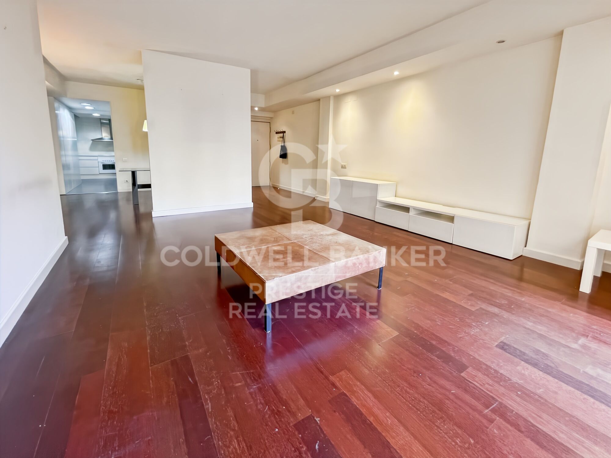 Piso con terraza de 75 m² en Avenida Sarrià, Barcelona