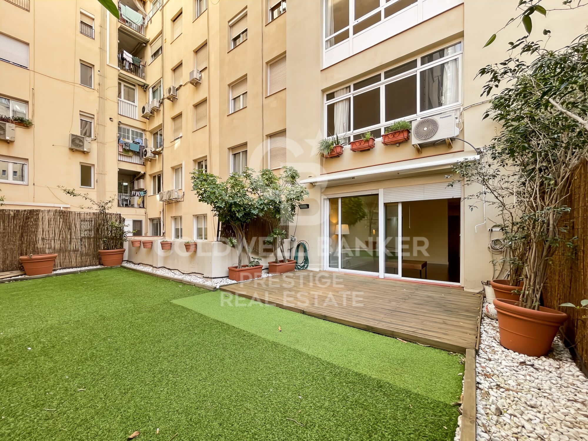 Piso con terraza de 75 m² en Avenida Sarrià, Barcelona