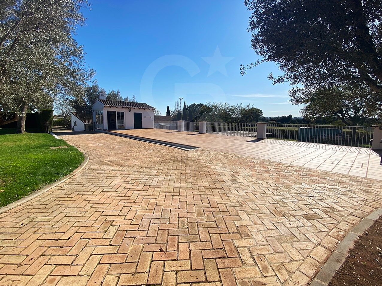 Exklusives, luxuriöses Reiteranwesen mit professionellen Einrichtungen, 20 Minuten von Valencia entfernt