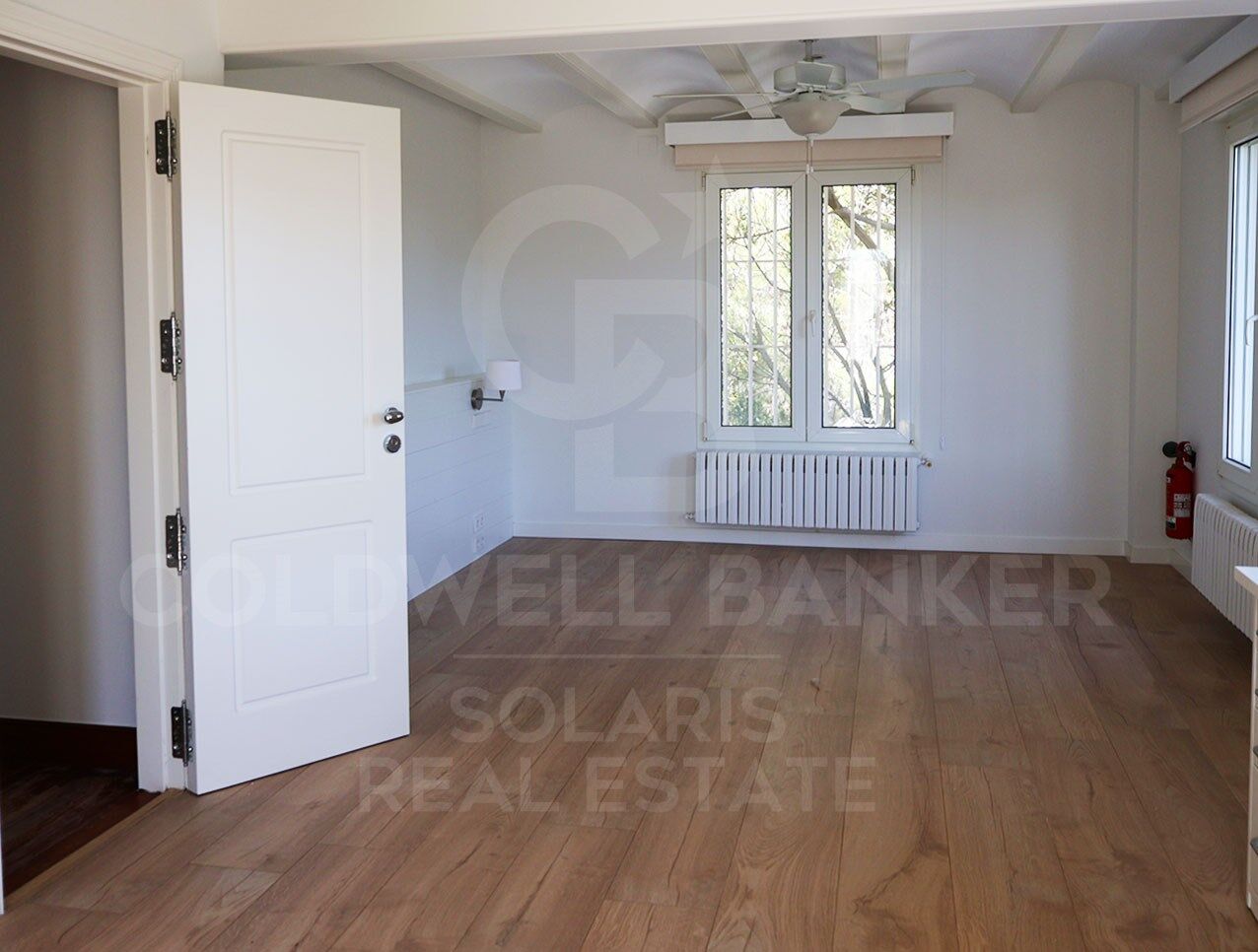 Exclusiva finca ecuestre de lujo con instalaciones profesionales a 20 minutos de Valencia