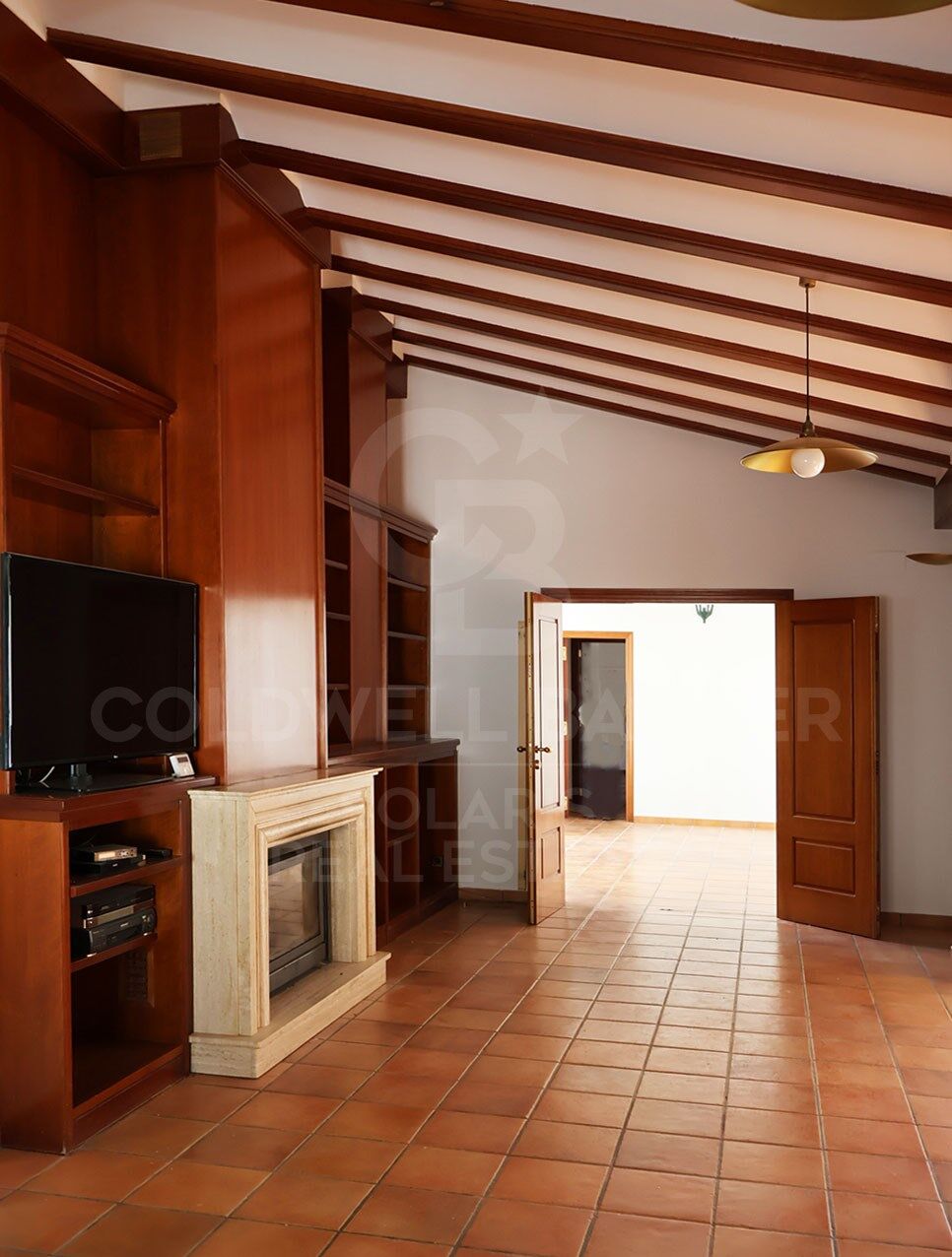 Exclusiva finca ecuestre de lujo con instalaciones profesionales a 20 minutos de Valencia