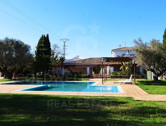 Domaine équestre de luxe exclusif avec installations professionnelles à 20 minutes de Valence