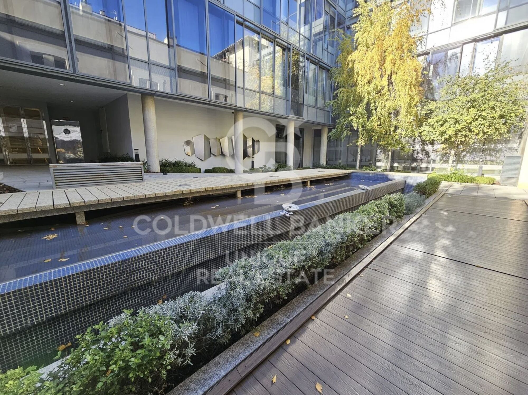 Ático reformado con garaje y trastero en Justicia, Madrid