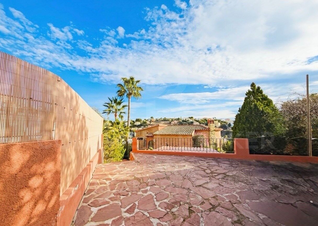 Villa in Benitachell with sea views