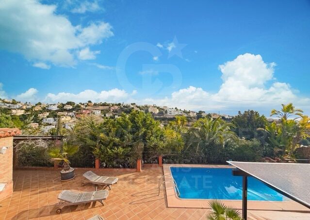 Villa in Benitachell with sea views