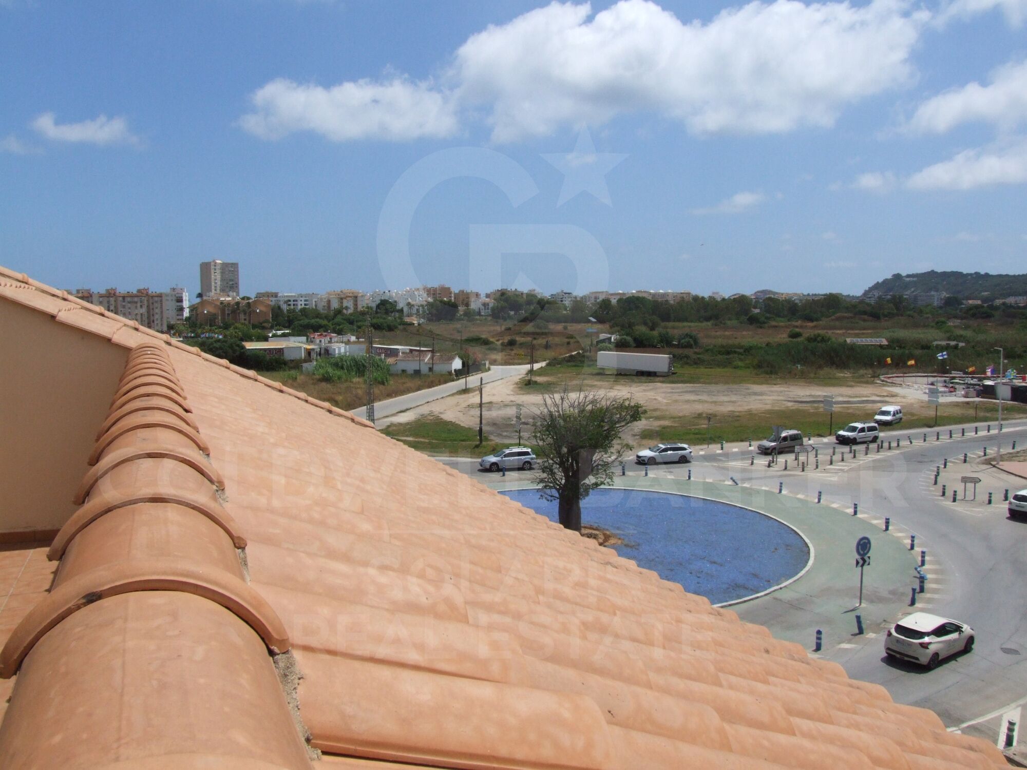Helles und modernes Duplex-Penthouse nur wenige Schritte vom Meer entfernt in Jávea, Gegend von El Arenal