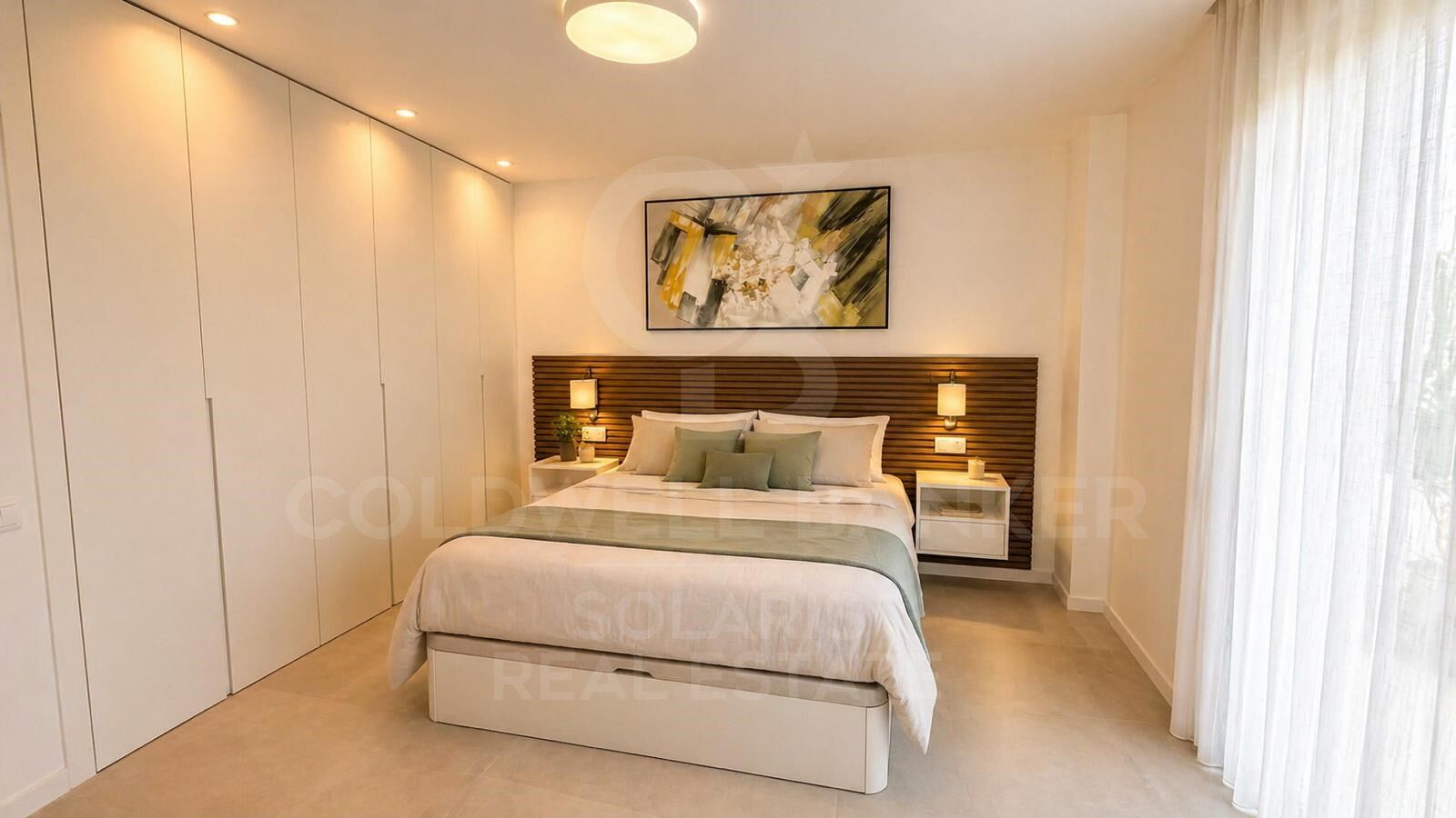 Exklusive Wohnung im Erdgeschoss mit großer privater Terrasse in La Marina Beach Residential