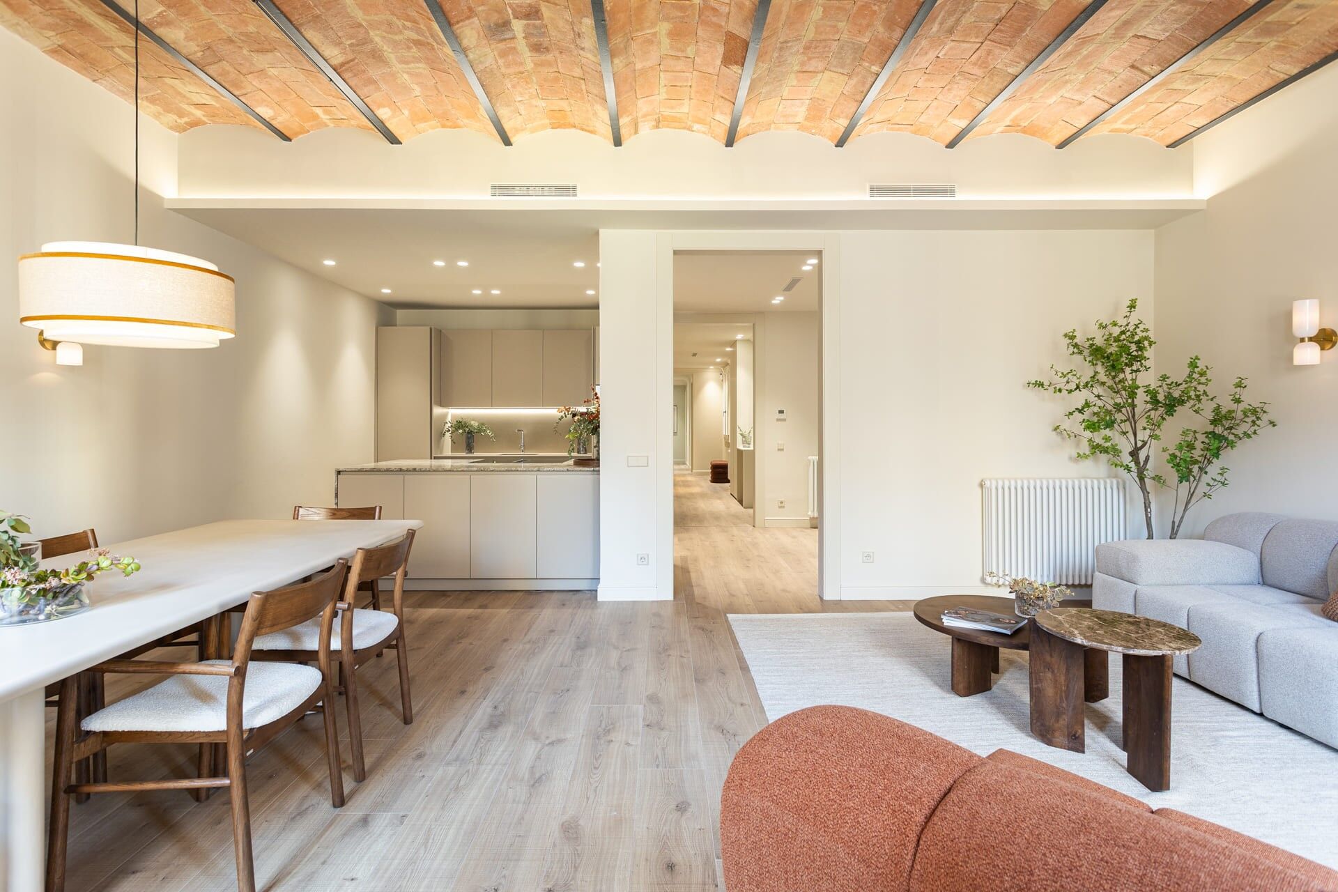 Elegante vivienda reformada con encanto histórico