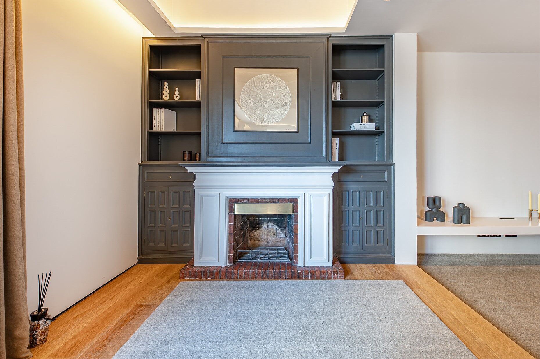 Luxury renovated penthouse with terrace in Galvany, Barcelona