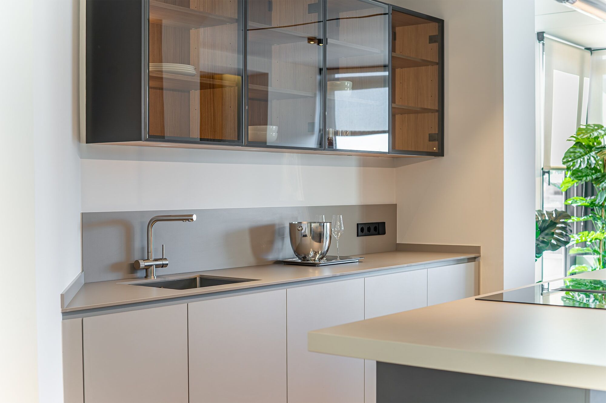 Luxury renovated penthouse with terrace in Galvany, Barcelona