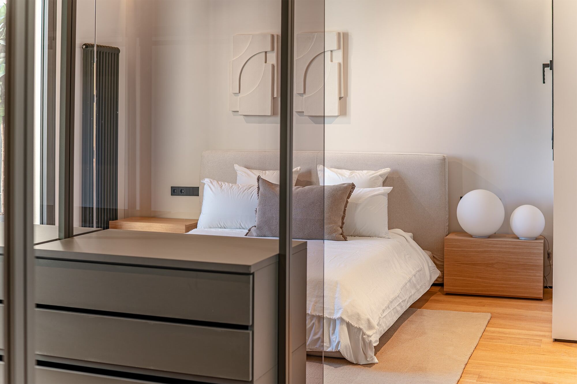 Luxury renovated penthouse with terrace in Galvany, Barcelona
