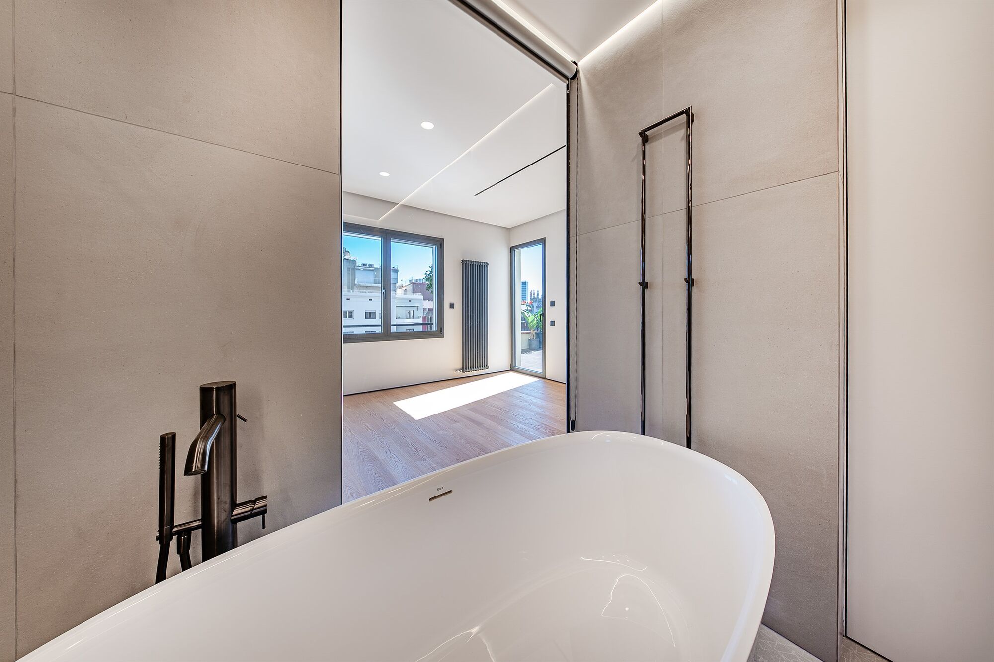 Luxury renovated penthouse with terrace in Galvany, Barcelona