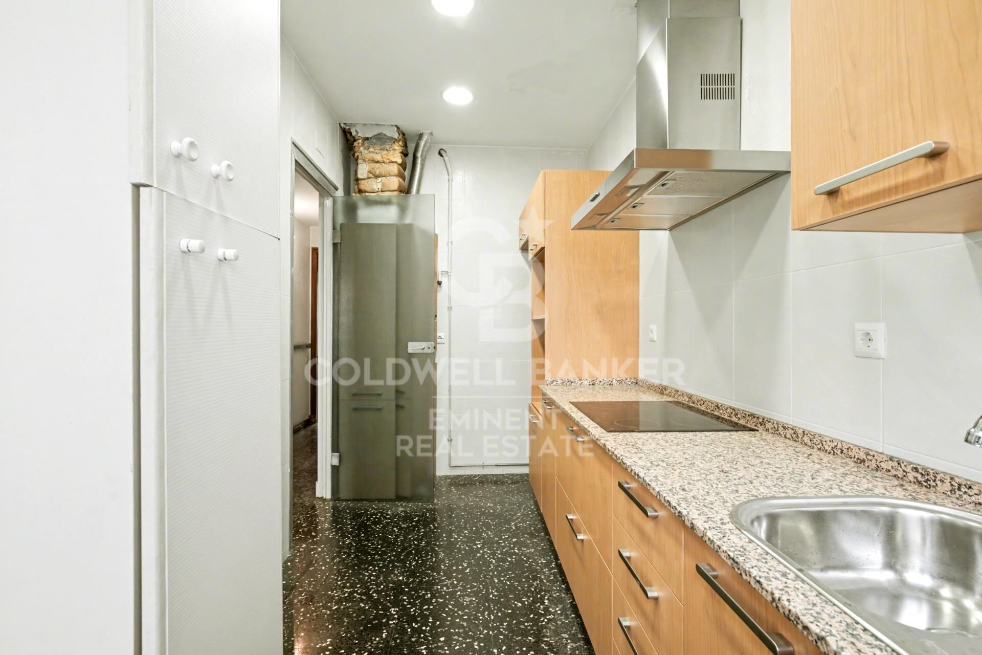 Vivienda de 195 m² con múltiples espacios y gran potencial en el corazón de Gràcia