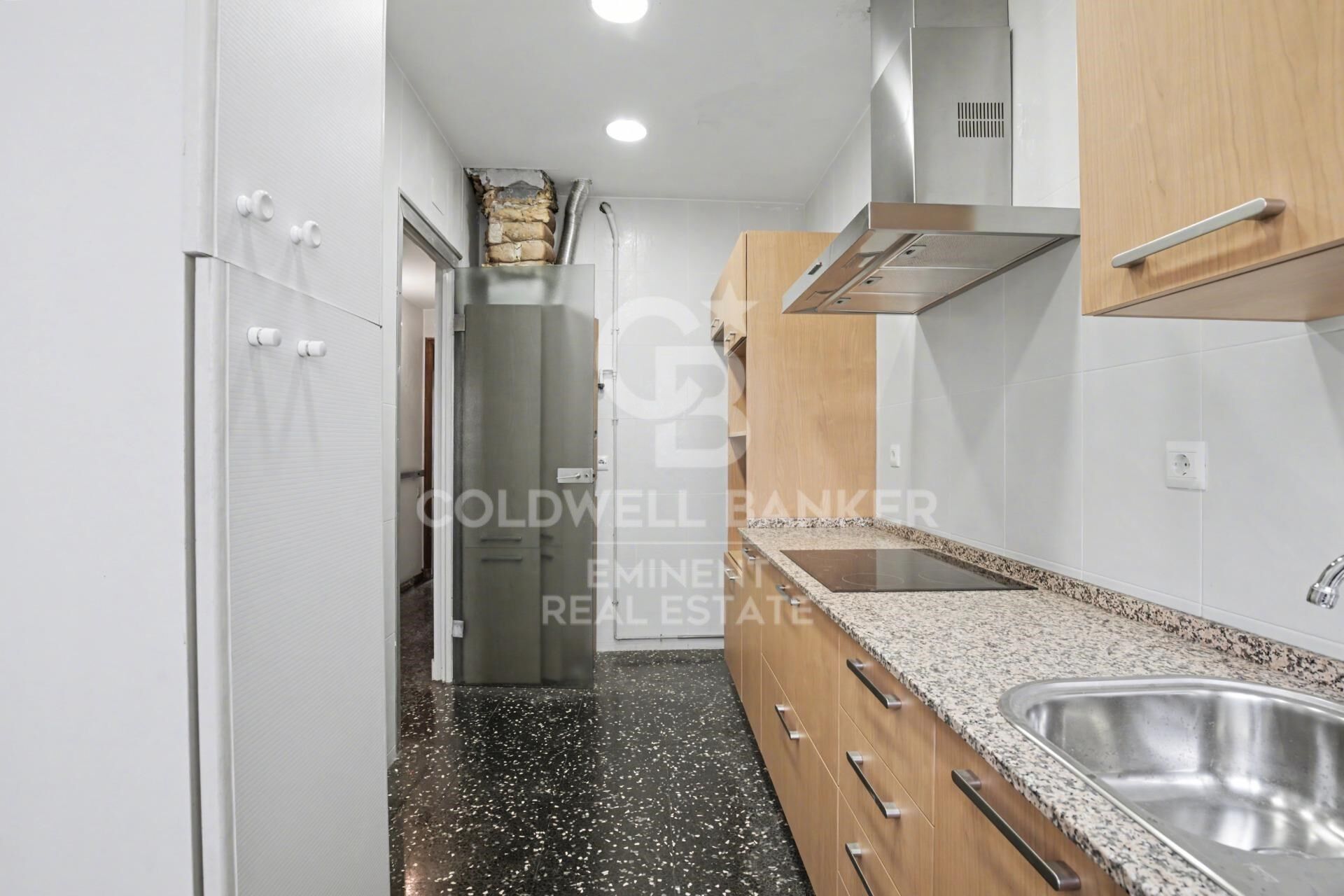 Vivienda de 195 m² con múltiples espacios y gran potencial en el corazón de Gràcia