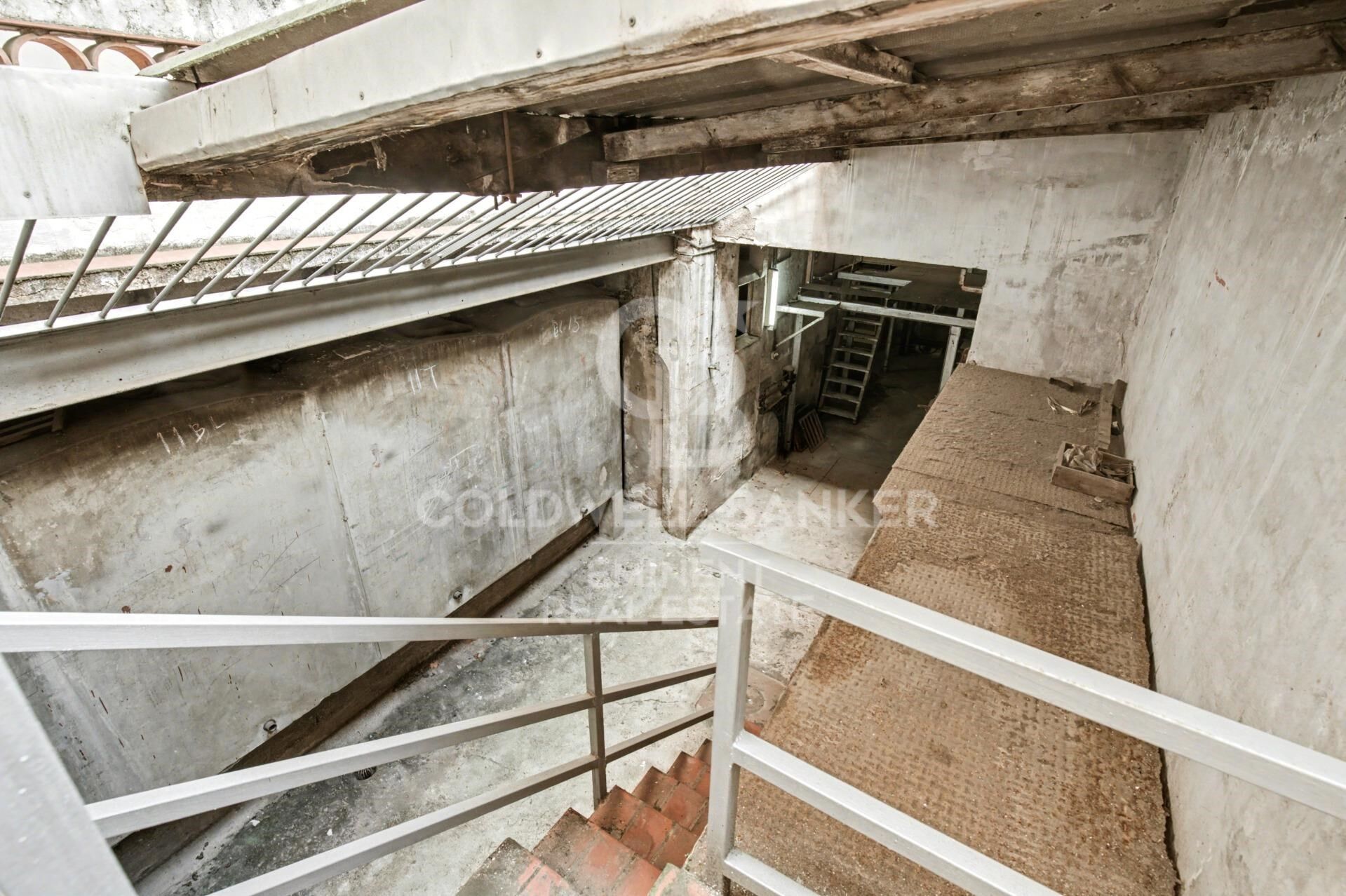 Logement de 195 m² avec de multiples espaces et un grand potentiel au cur de Gràcia.