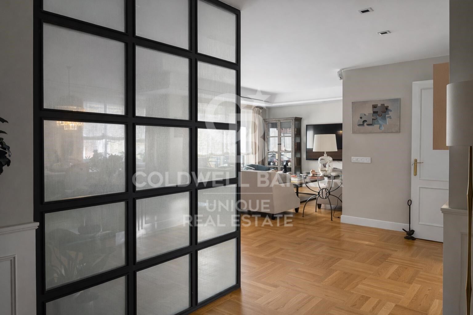 Exterior flat with terrace, garage and storage room in Castellana, Madrid