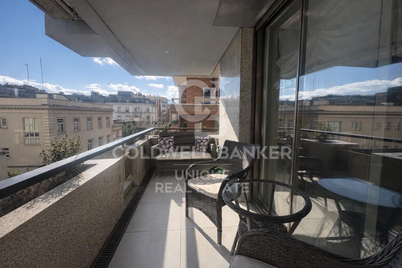 Exterior flat with terrace, garage and storage room in Castellana, Madrid