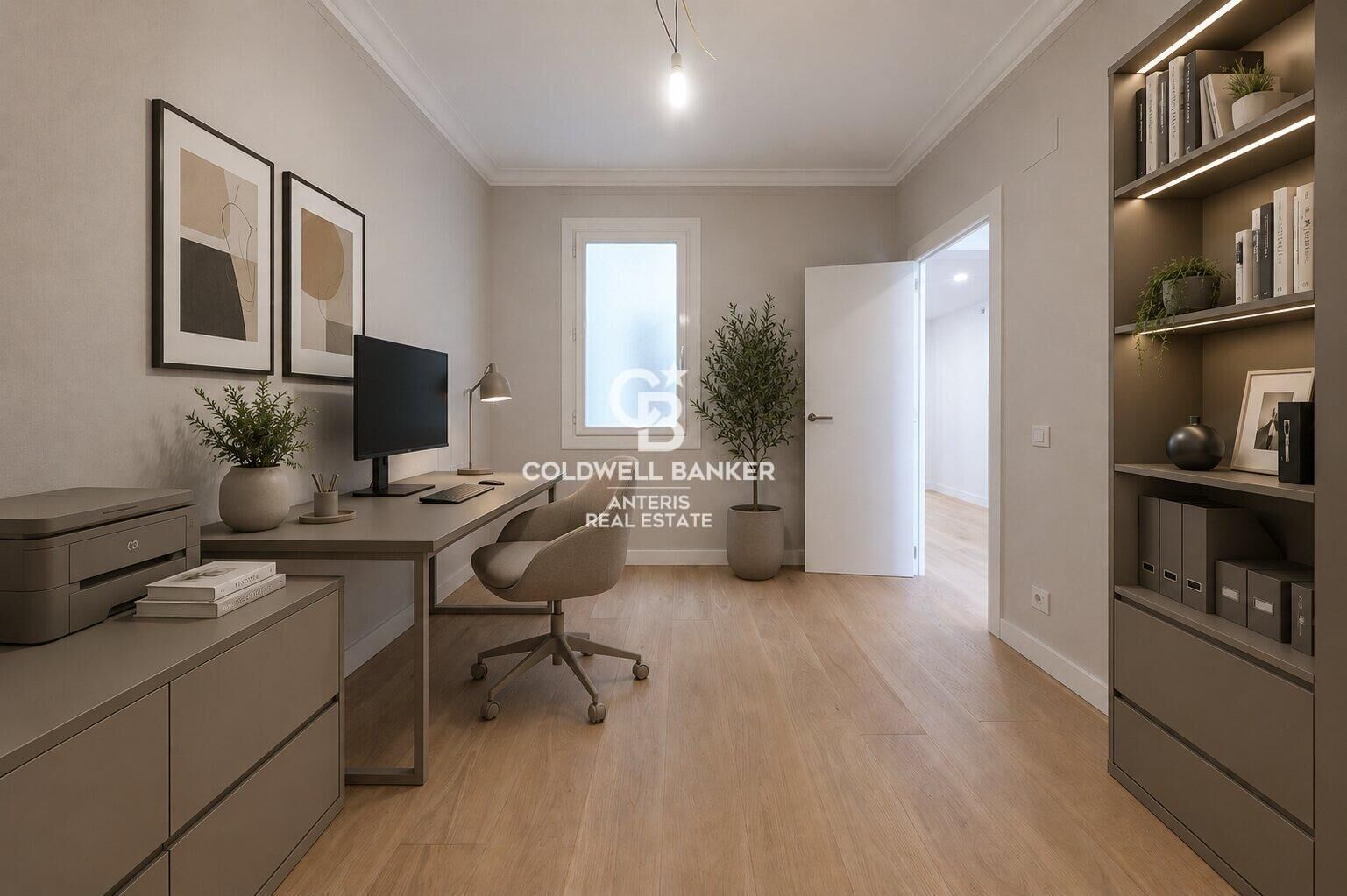 Bright renovated apartment with luxury finishes