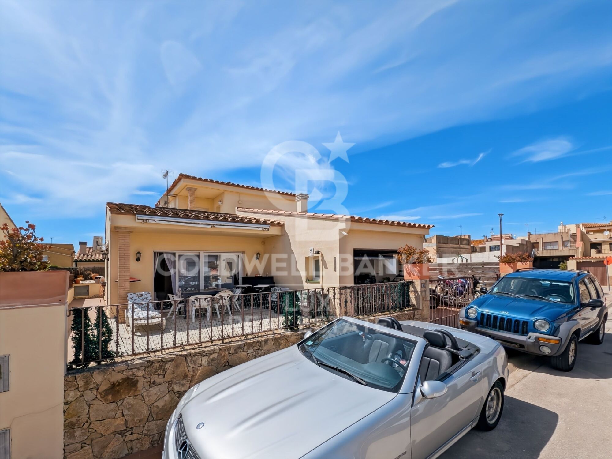 Freistehendes Haus mit 3 Schlafzimmern, Terrasse und Garage in Pau