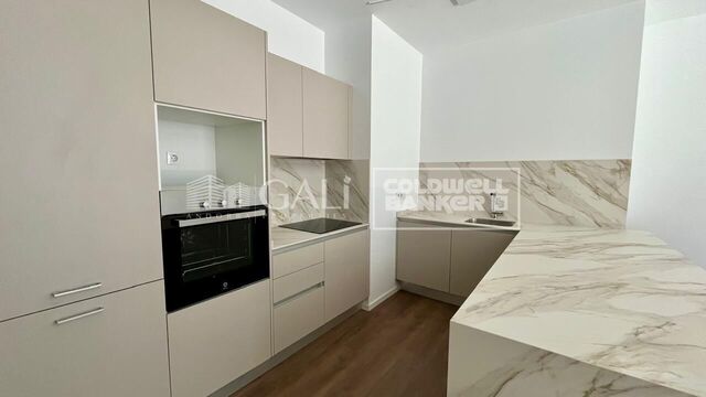 Apartment 2 Bedrooms Sale Encamp
