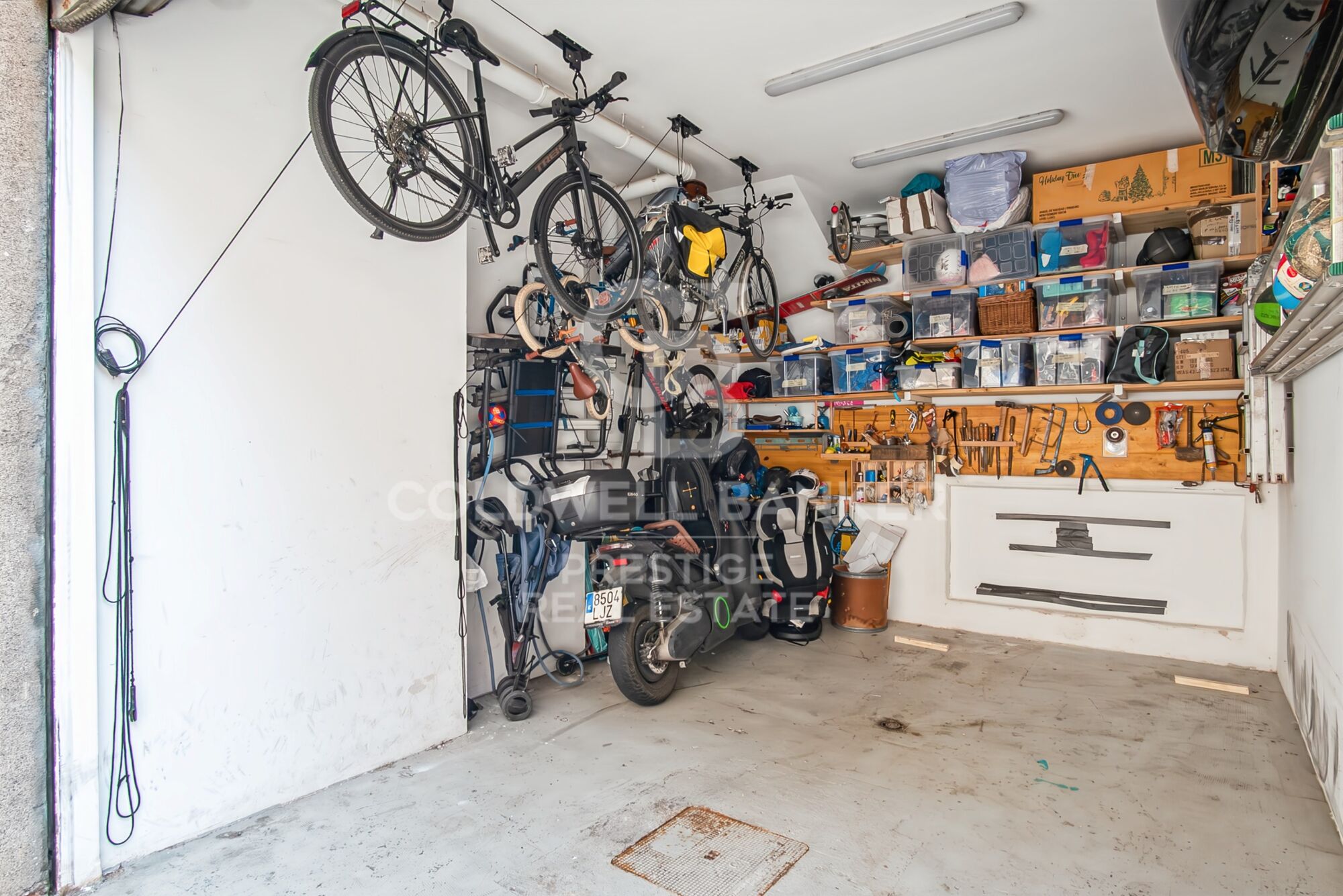 Dúplex exclusivo con terraza, garaje privado y reforma integral en el centro de Badalona