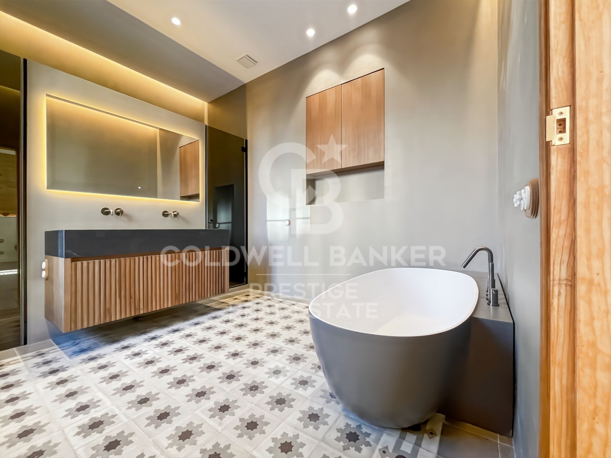 Appartement neuf avec 3 suites dans Eixample Dreta, Barcelona