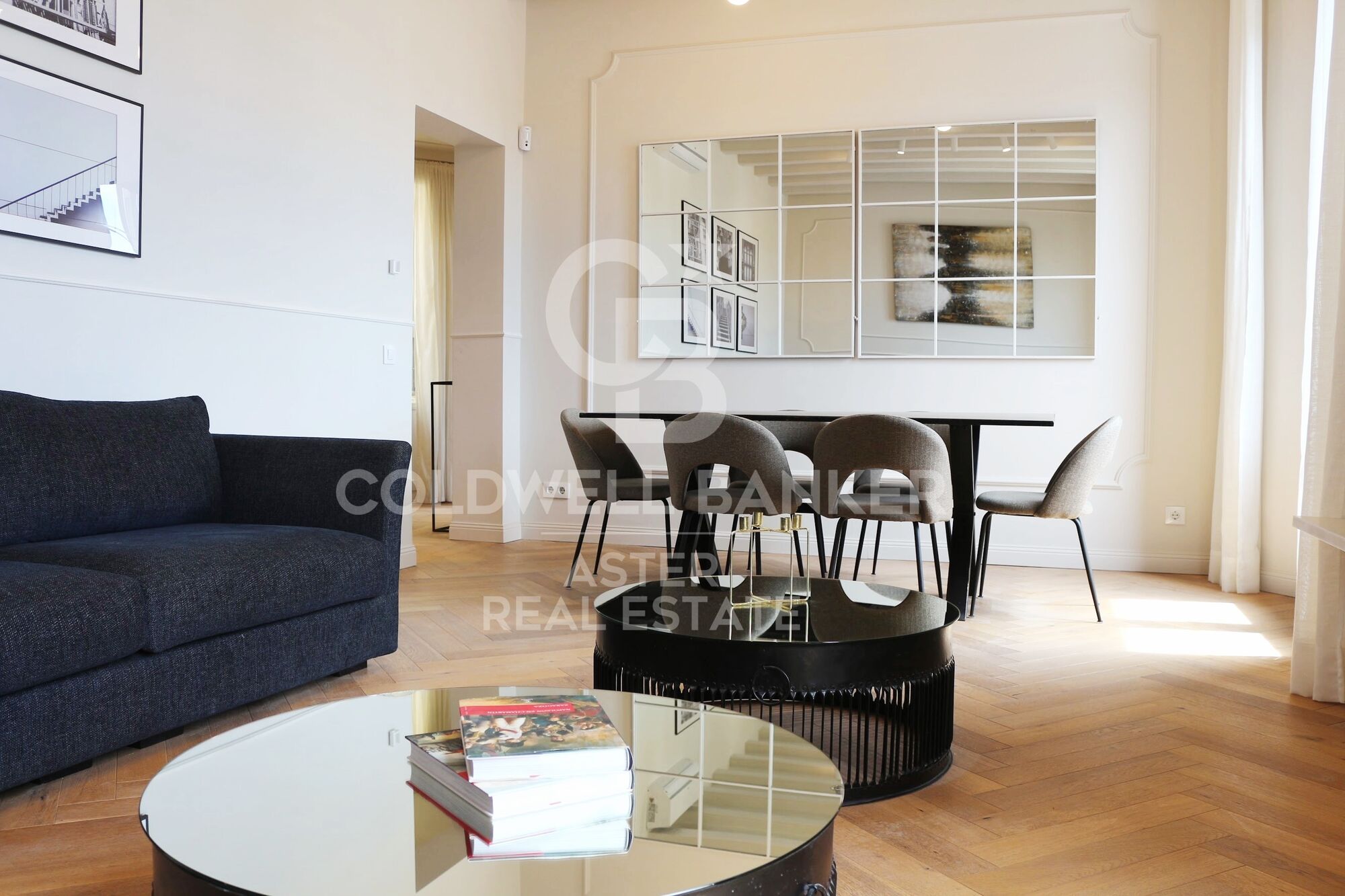 Wohnung 2 Schlafzimmer, 3 Stockwerke Verkauf Barcelona