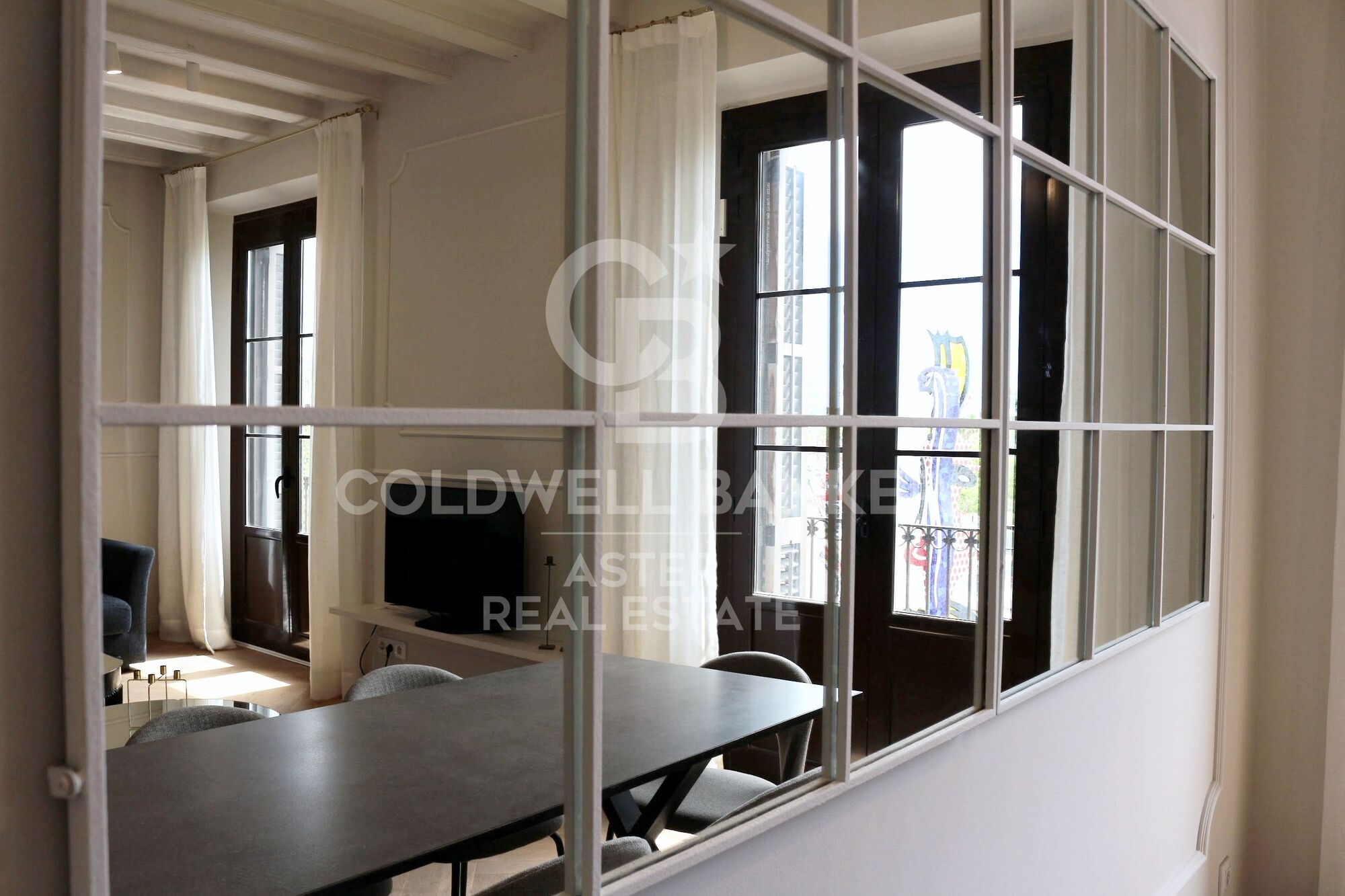 Wohnung 2 Schlafzimmer, 3 Stockwerke Verkauf Barcelona
