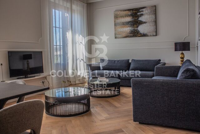 Wohnung 2 Schlafzimmer, 3 Stockwerke Verkauf Barcelona