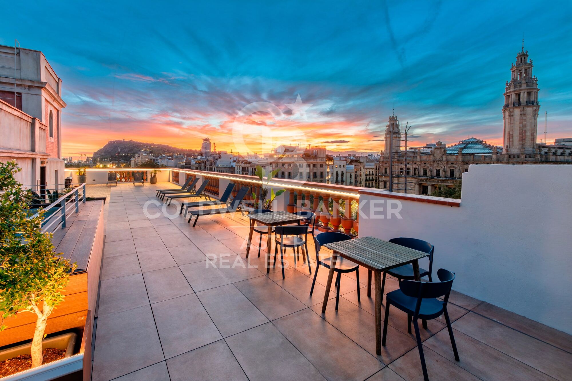 Flat 2 Bedrooms Triplex Sale Barcelona