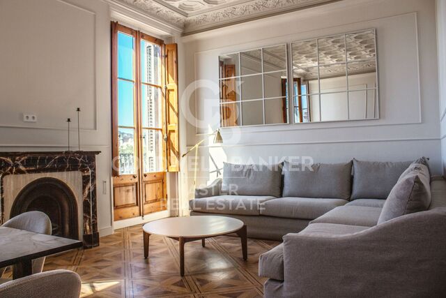 Wohnung 2 Schlafzimmer, 3 Stockwerke Verkauf Barcelona