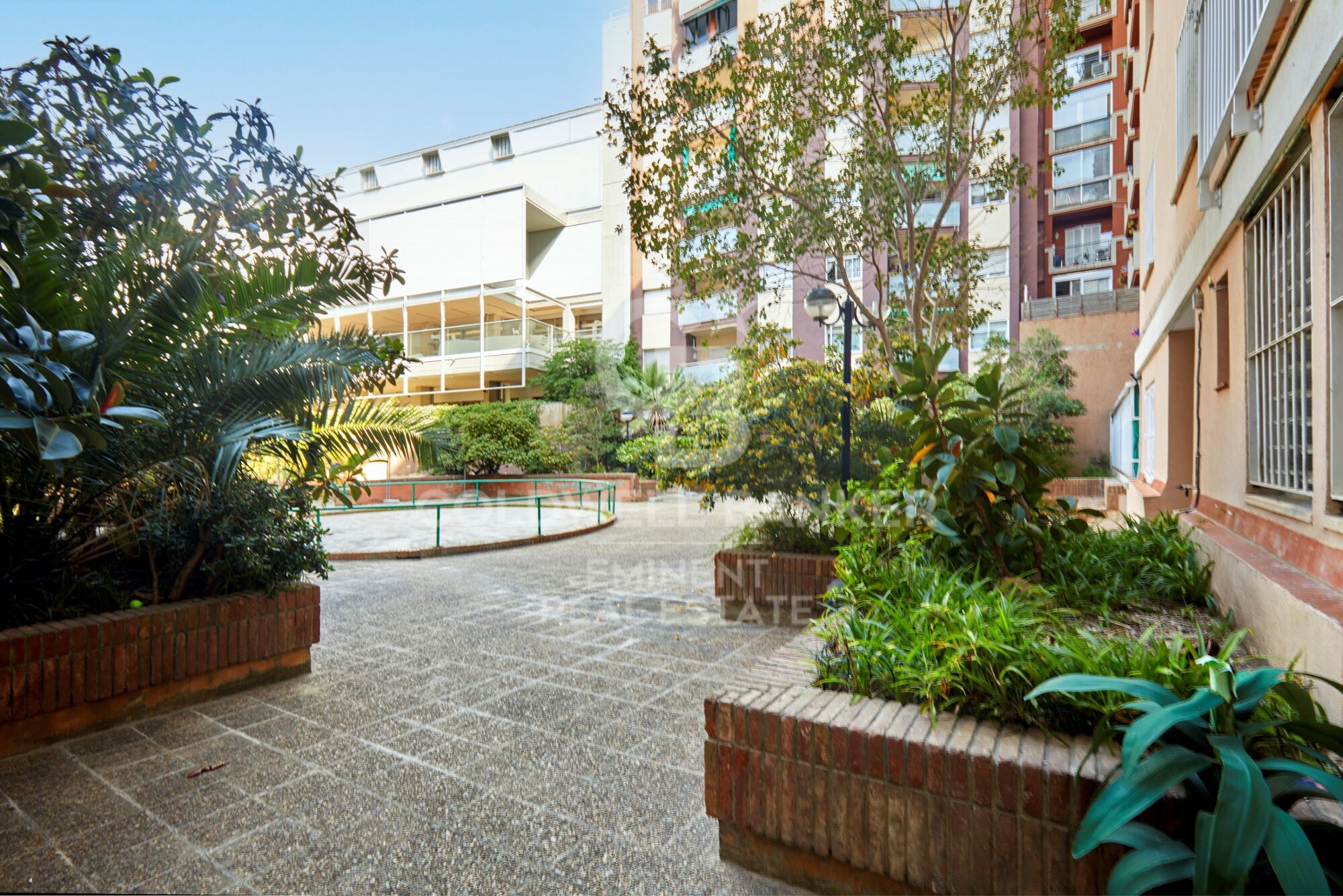 Piso de 3 habitaciones listo para entrar en Sants-Badal