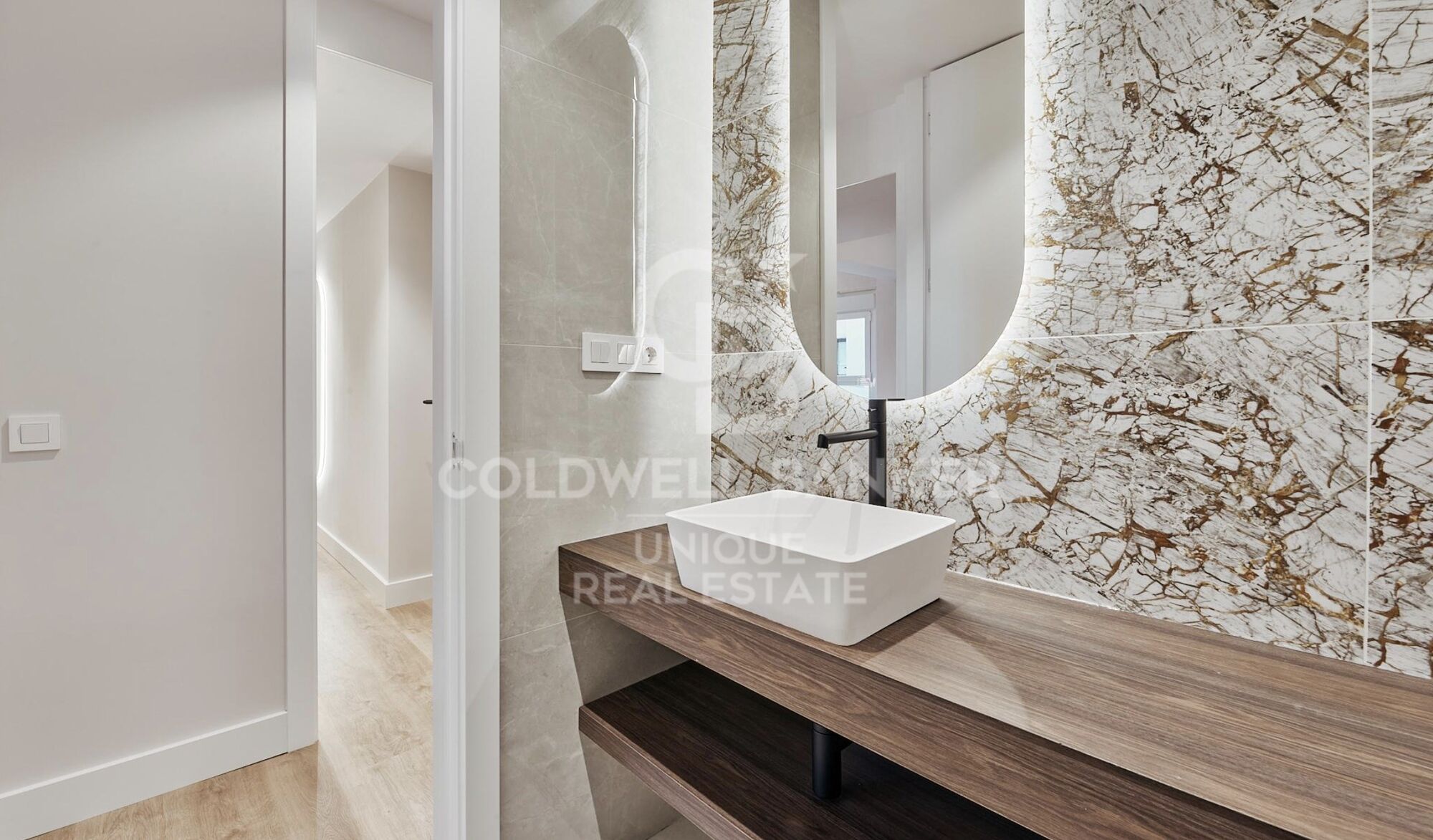 Appartement extérieur rénové à Almagro, Madrid