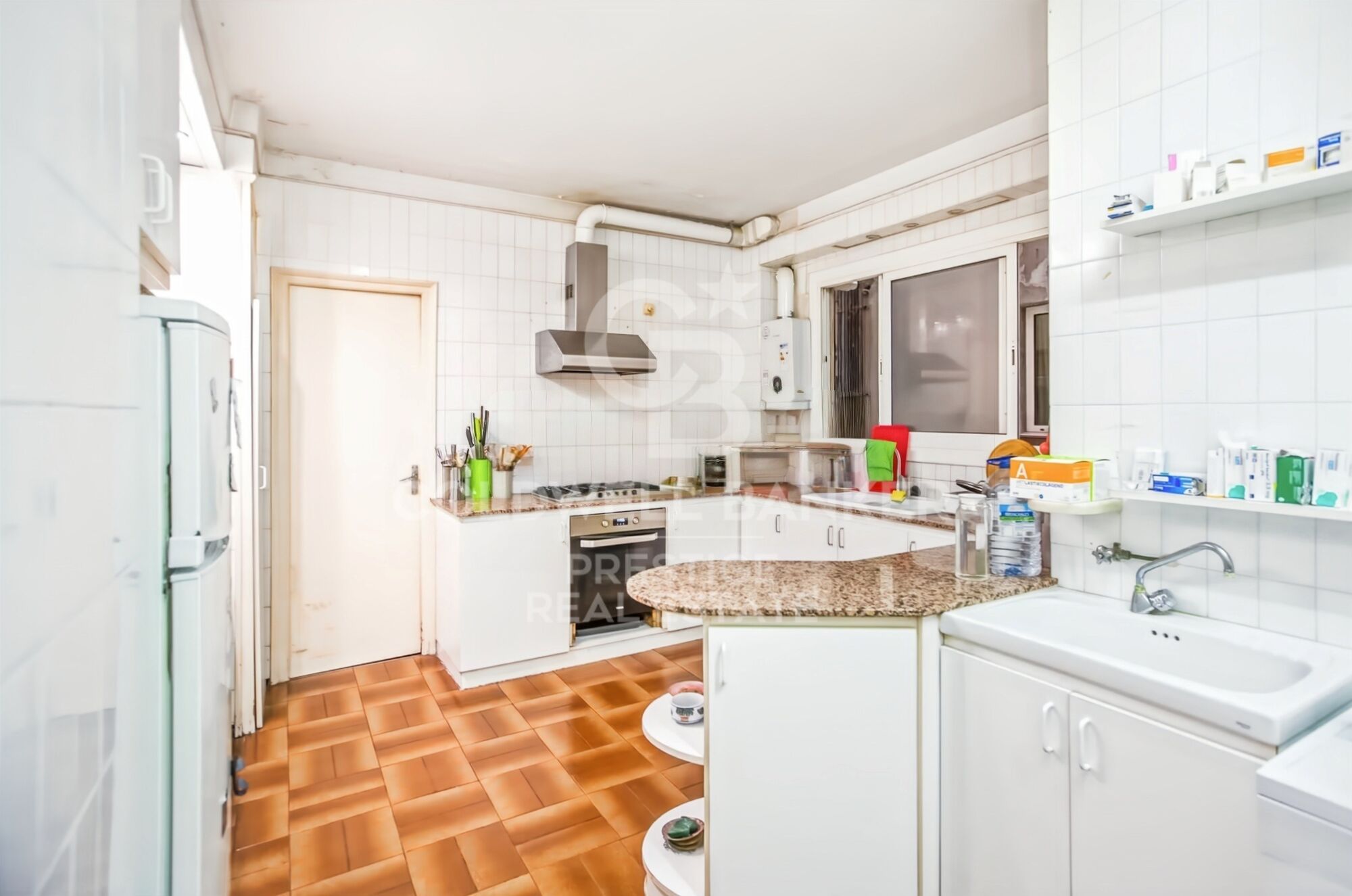 Flat 6 Bedrooms Sale Barcelona
