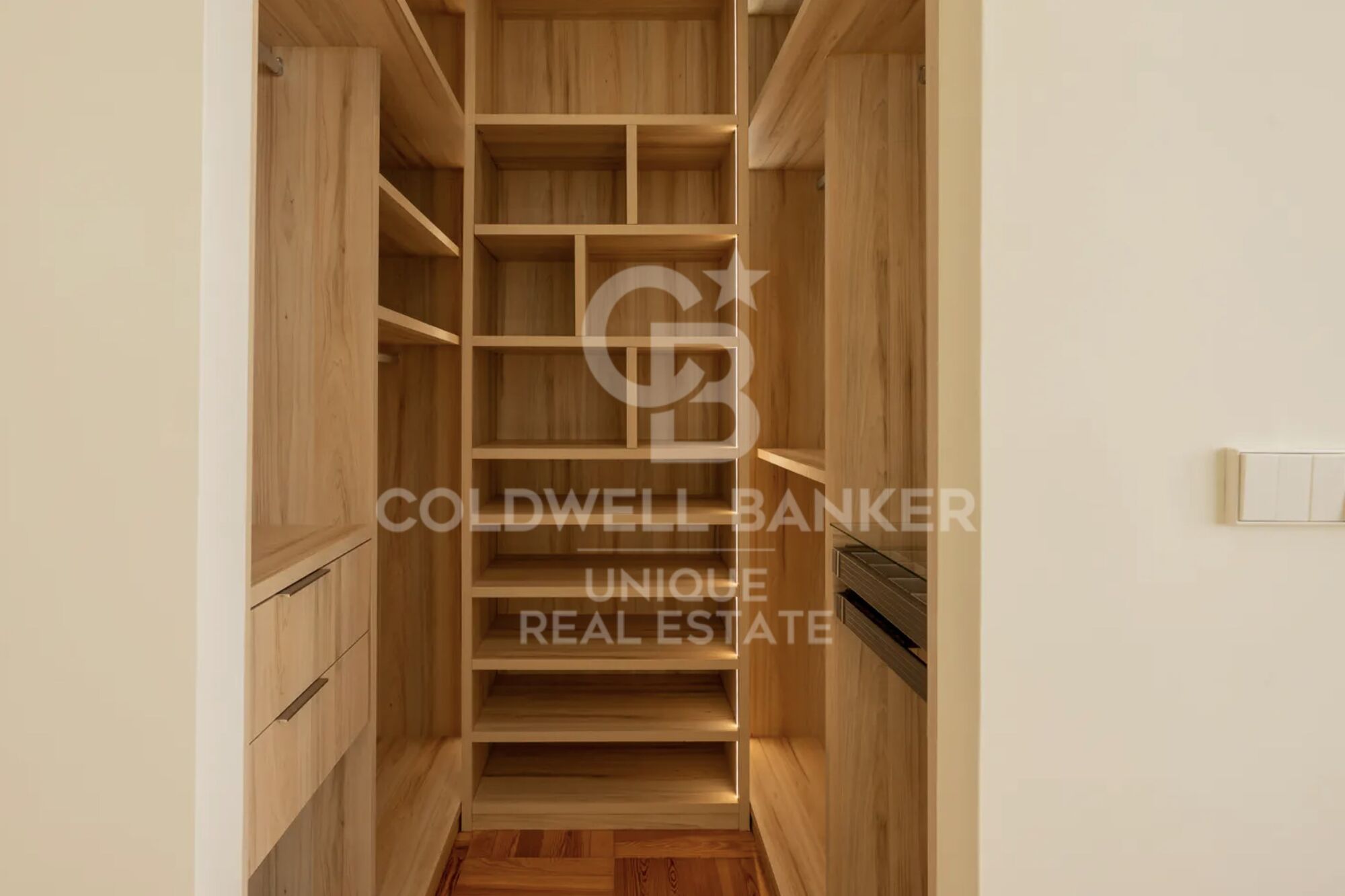 Renovated exterior flat in Goya, Madrid