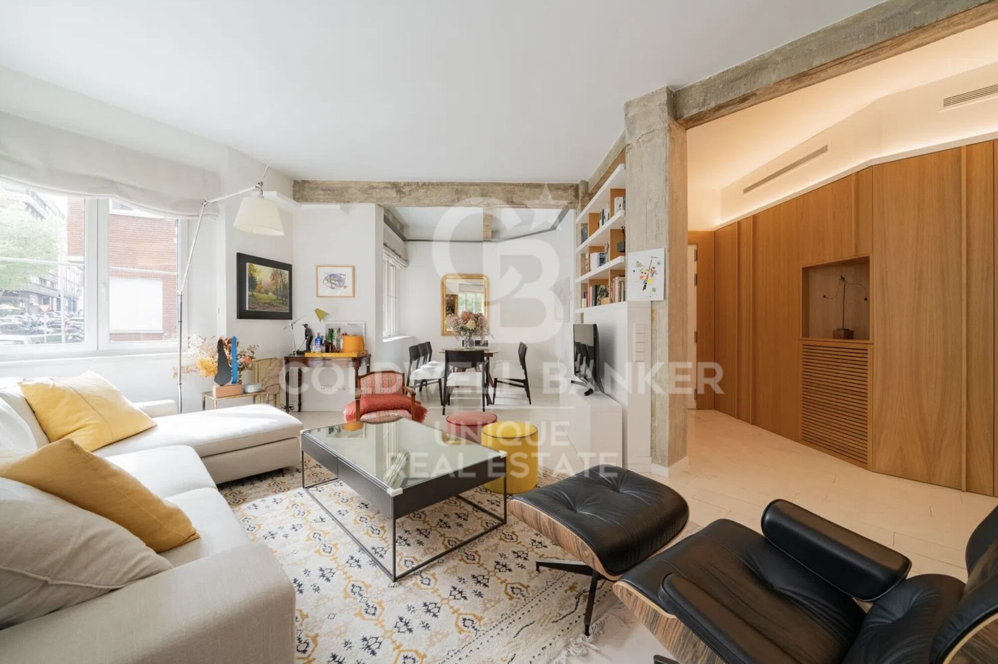 Appartement extérieur avec débarras et garage à Chamberí, Madrid