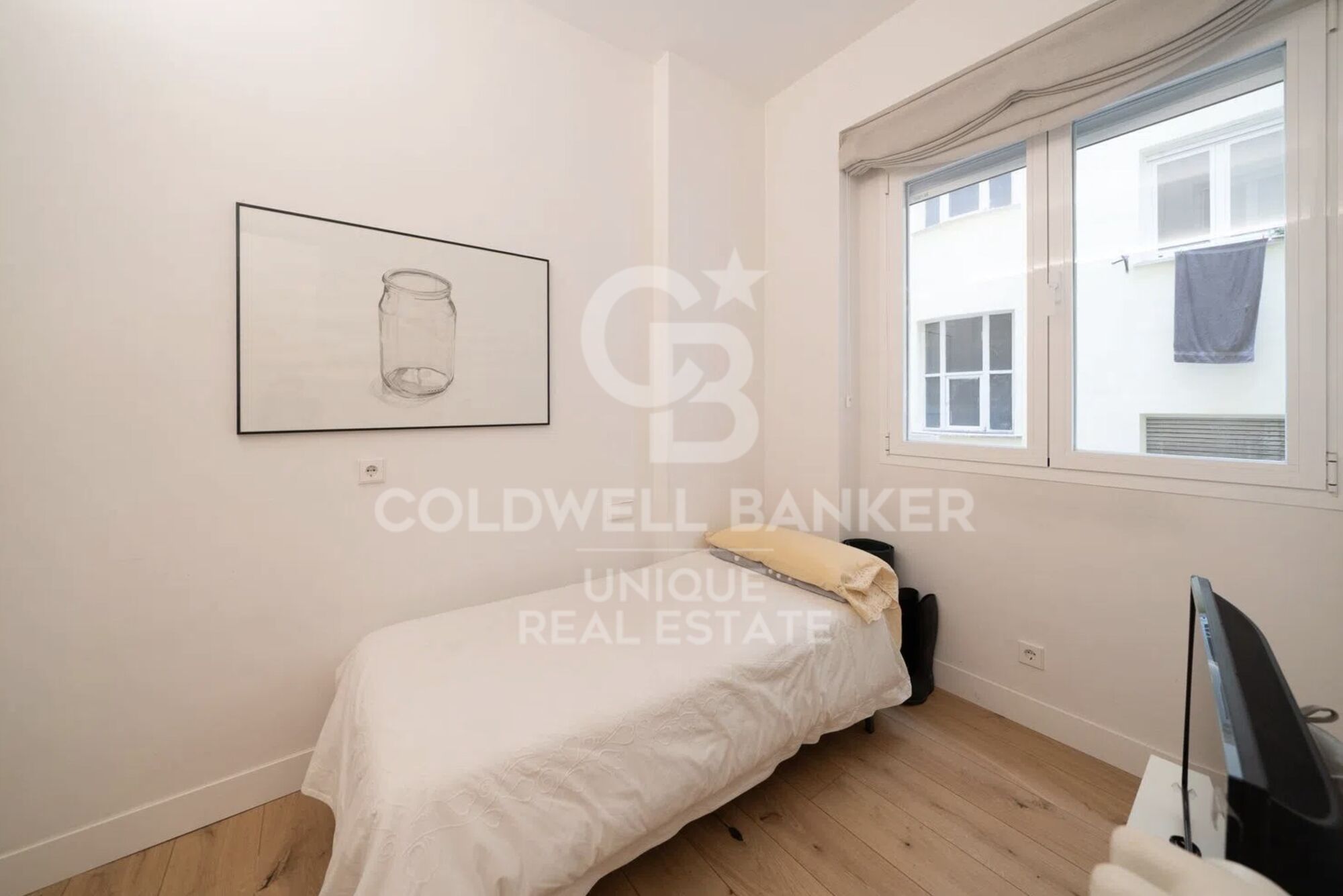 Außenliegende Wohnung mit Abstellraum und Garage in Chamberí, Madrid