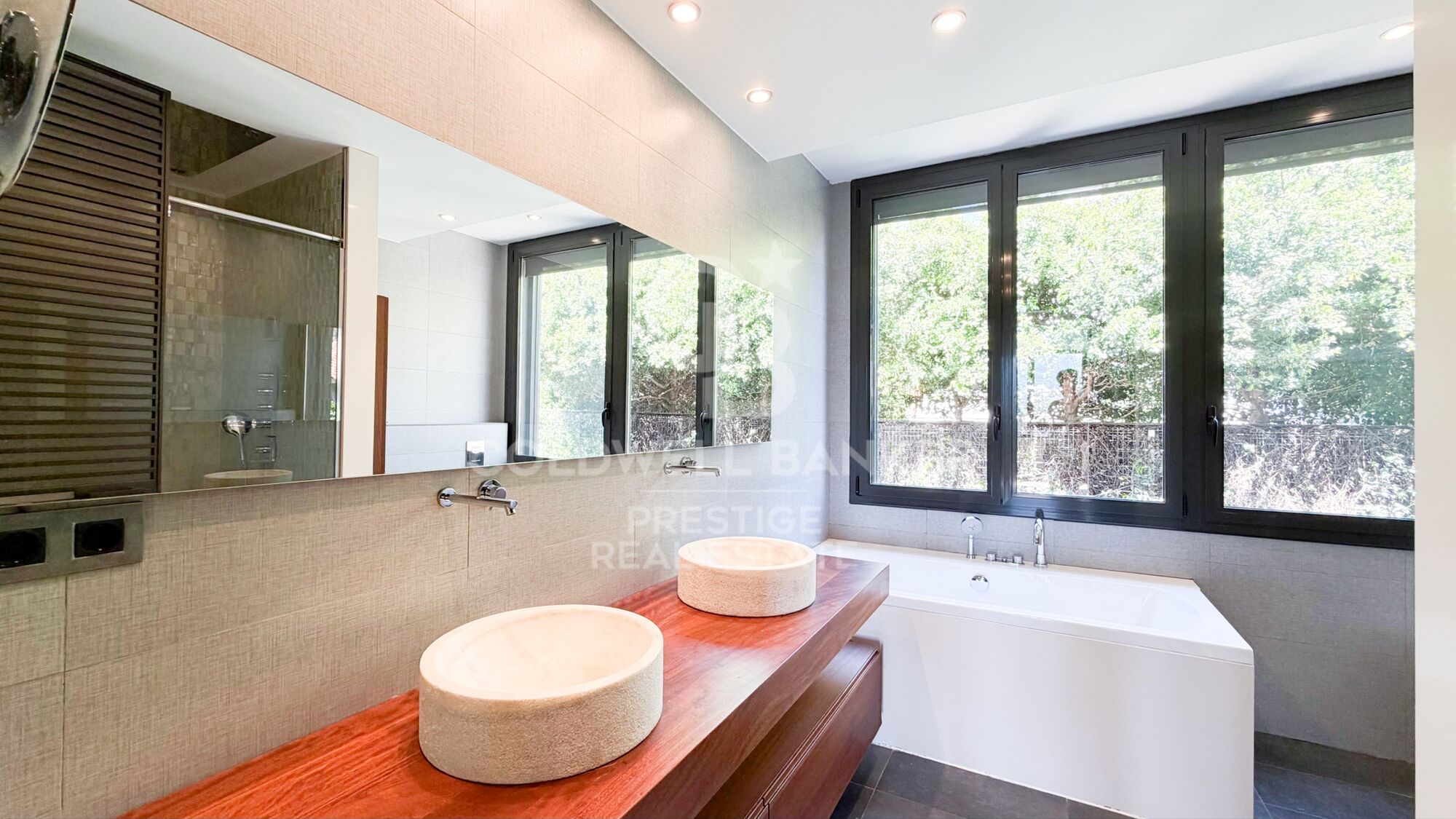 Luxury house for sale in Barcelona