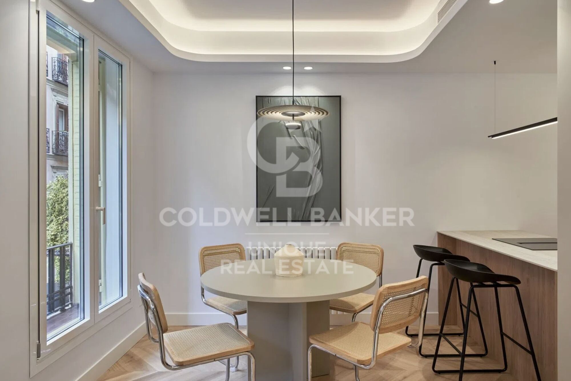 Exterior flat with terrace and balcony in Justicia, Madrid