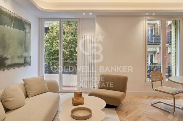 Appartement extérieur avec terrasse et balcon à Justicia, Madrid