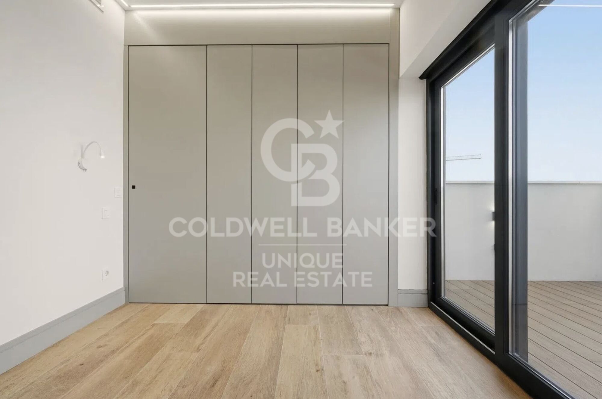 Renoviertes Penthouse mit Terrasse, Garage und Abstellraum in Chamberí, Madrid