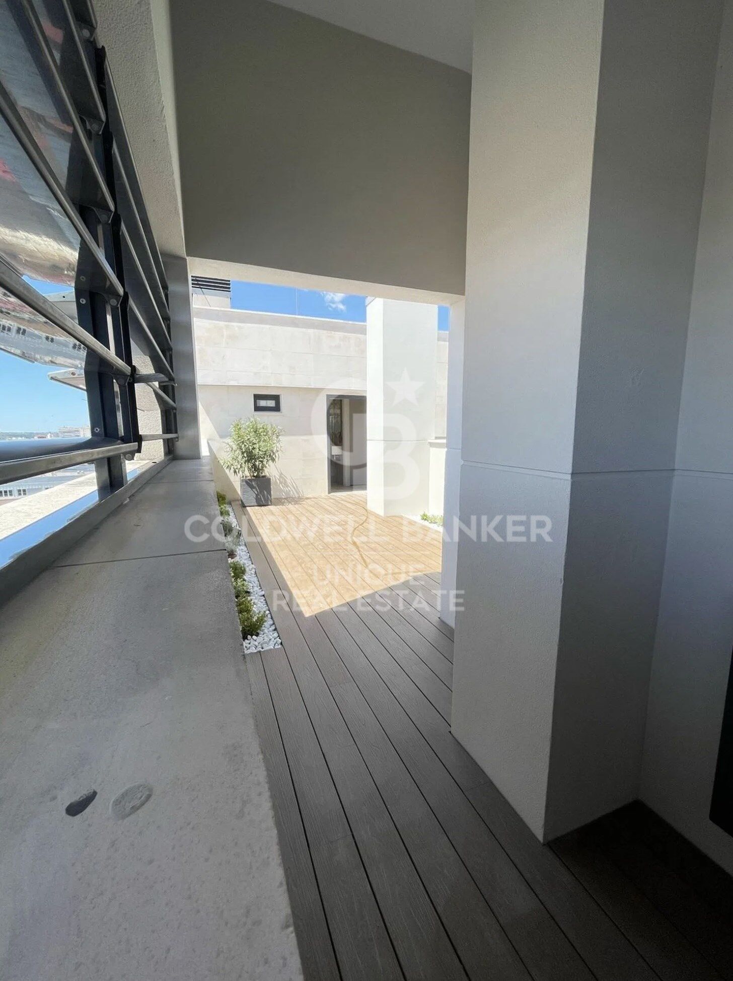 Ático reformado con terraza, garaje y trastero en Chamberí, Madrid