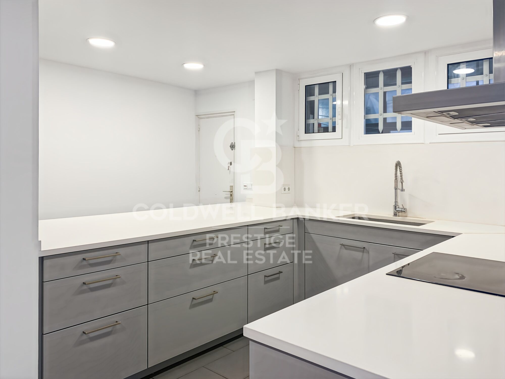 Apartment with terrace in Avda Diagonal/Ganduxer