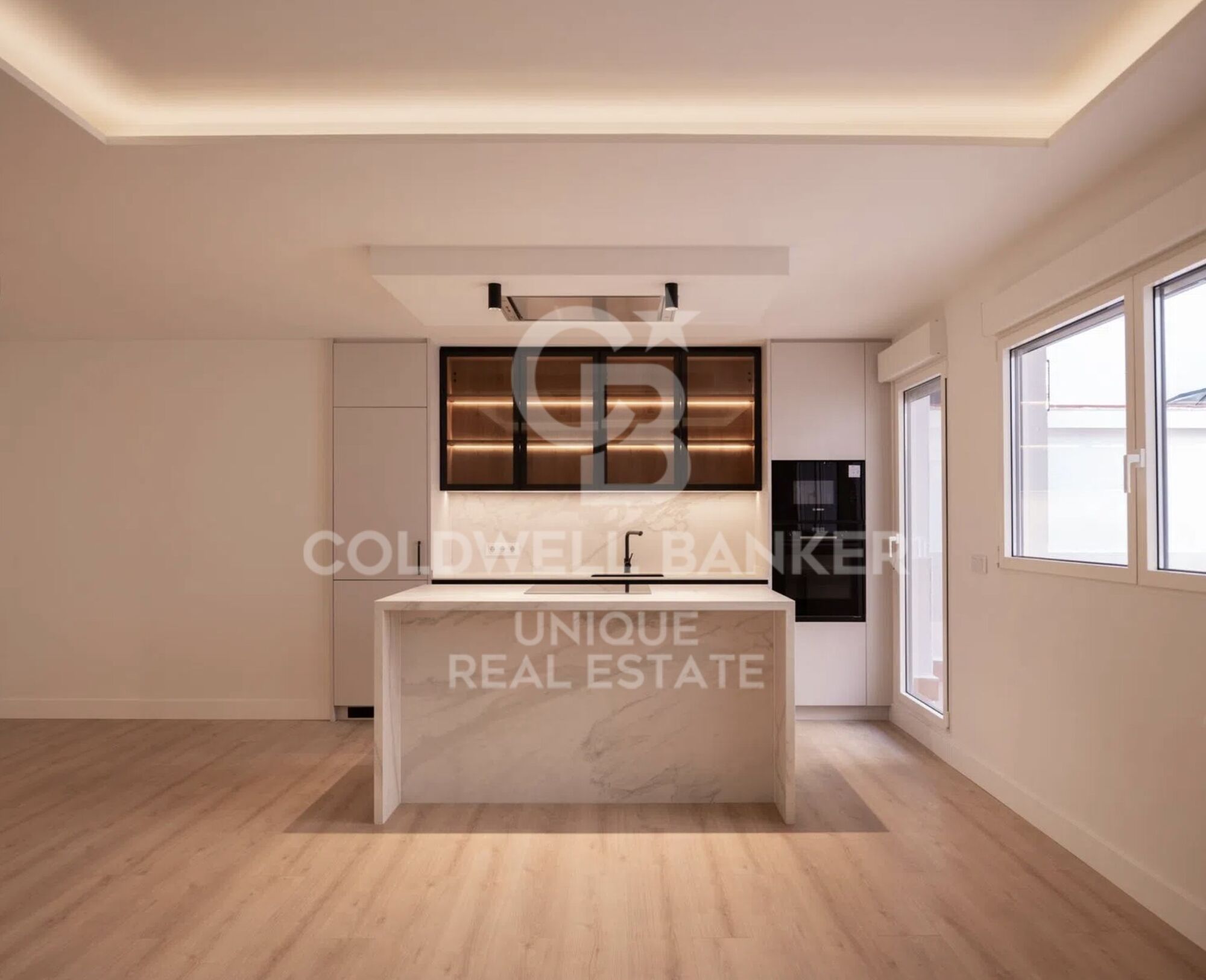Renovierte Außenwohnung mit Terrasse in El Viso, Madrid