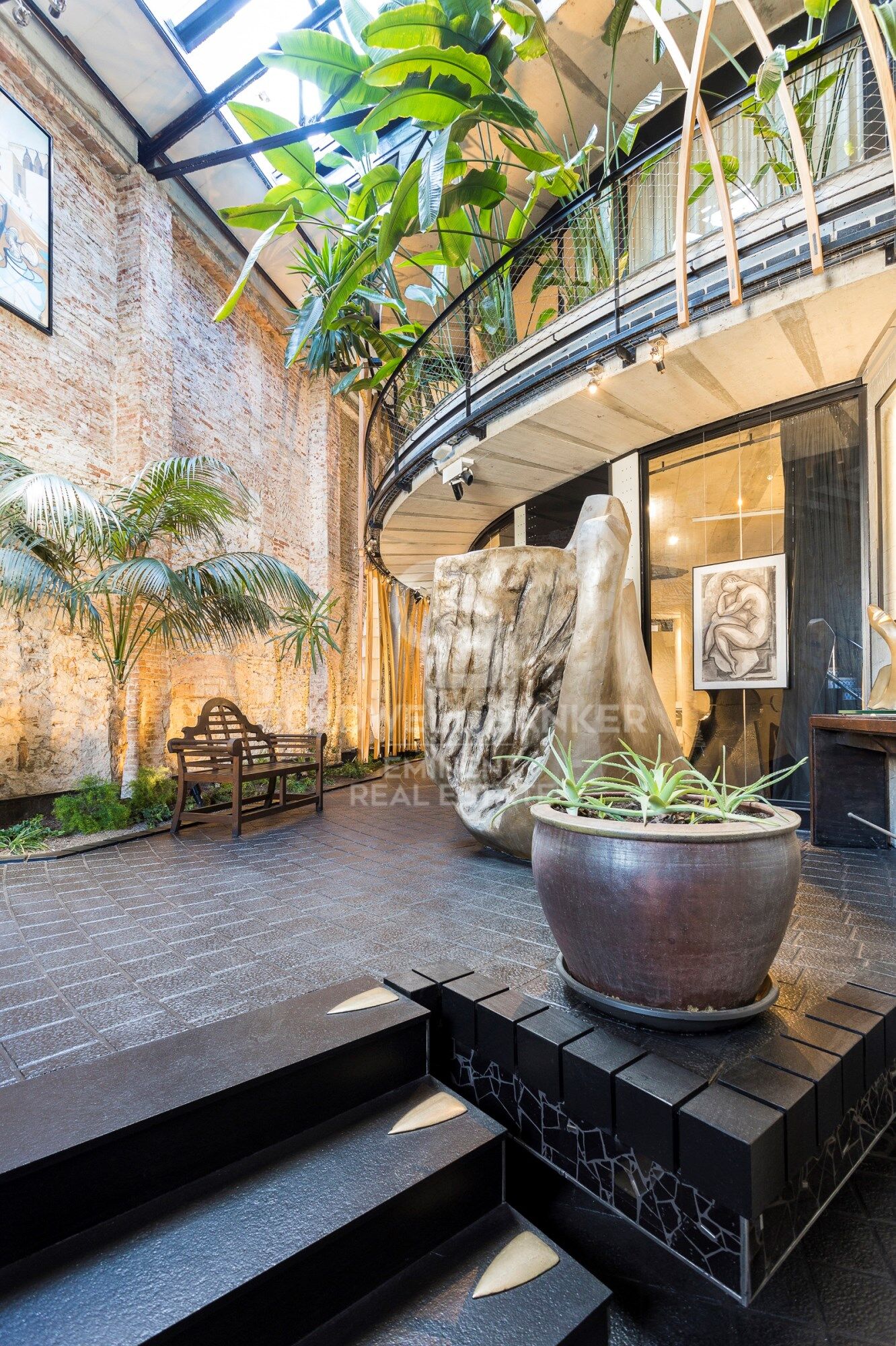 Maison design à Poblenou avec piscine