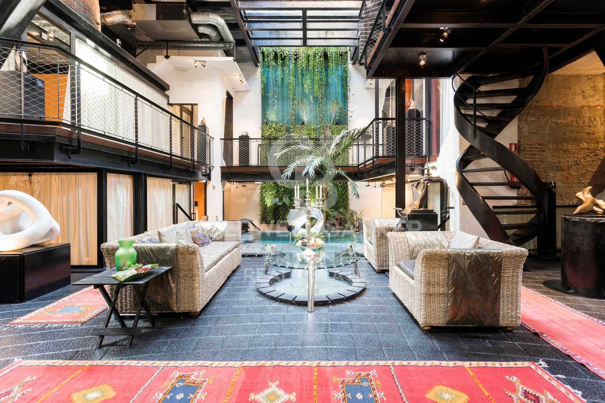 Maison design à Poblenou avec piscine