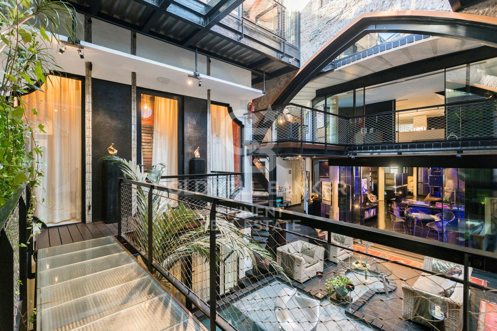 Maison design à Poblenou avec piscine